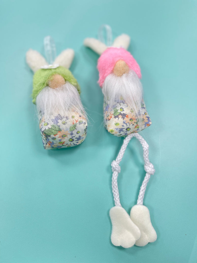 Set of 2 hanging Gonks